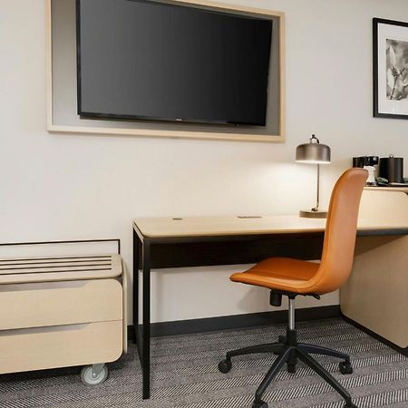Courtyard By Marriott Indianapolis South Hotel Buitenkant foto