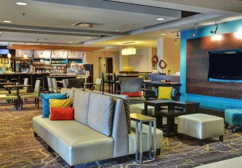 Courtyard By Marriott Indianapolis South Hotel Buitenkant foto